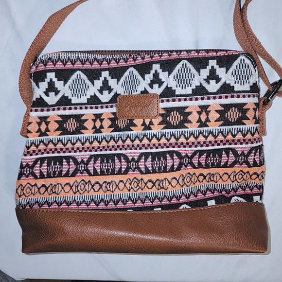 {SOLD} Boho/Aztec/Western Crossbody Bag (10"x8") - NEW - Picture 2 of 8